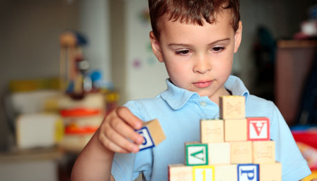 TSA : 👨👩👧 Parents, que faire si vous suspectez un trouble du spectre de l'autisme ?